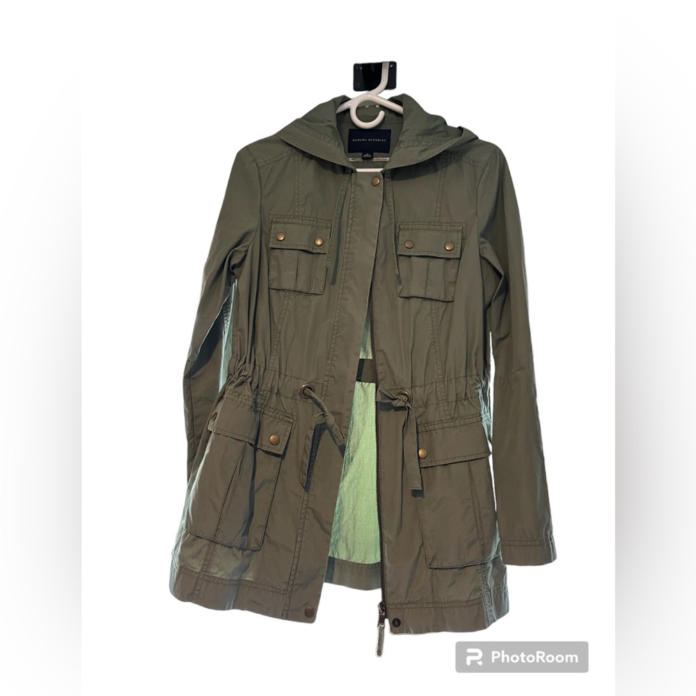 Hooded Green Spring Shirt Jacket - 100% cotton. Unlined. Size S